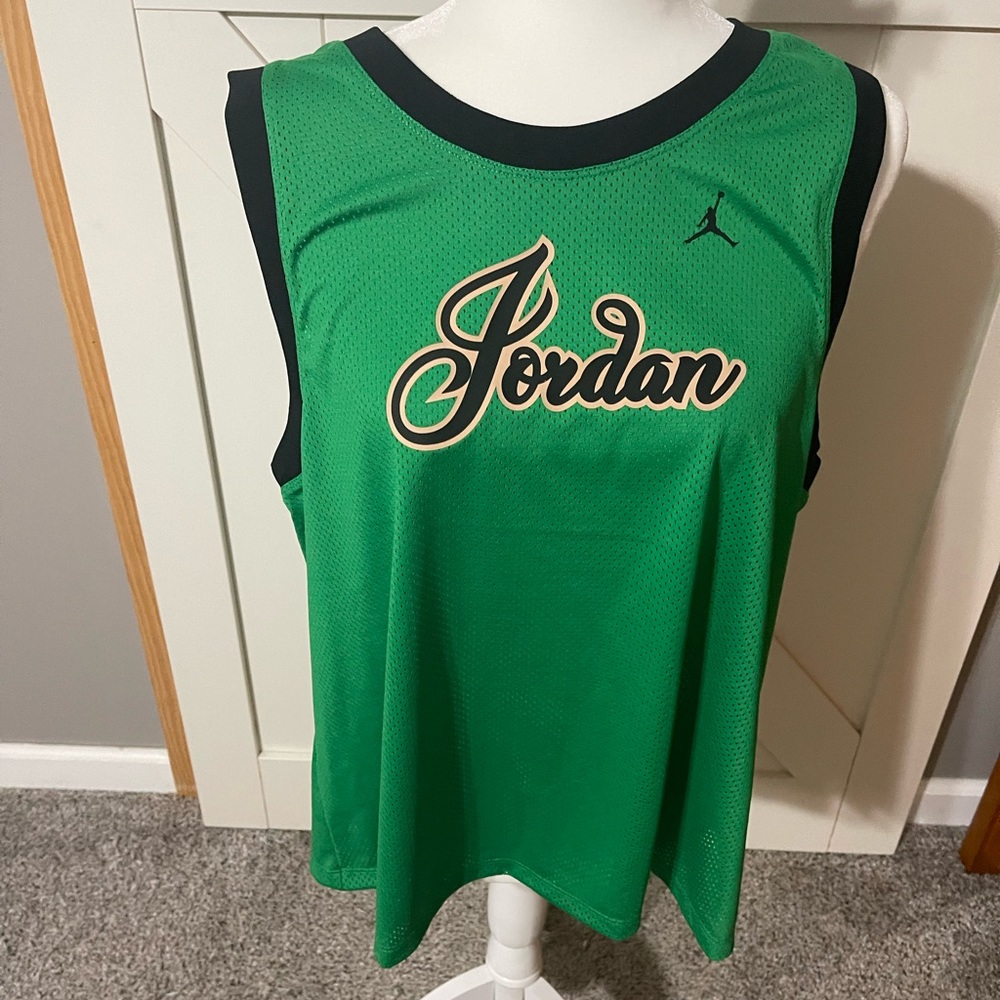 WOMENS JORDAN XL NWT JERSEY DRI-FIT